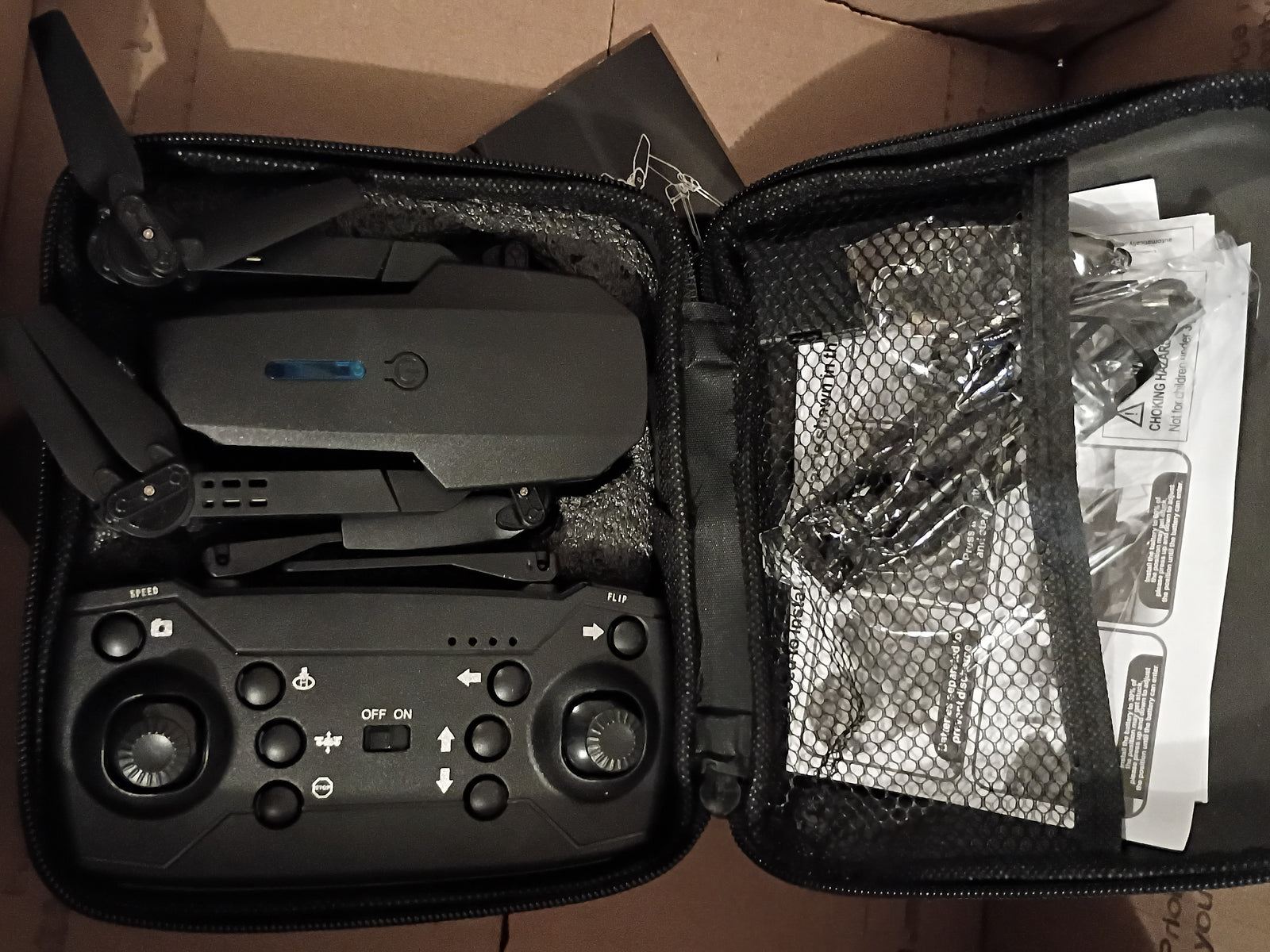Weekend Come LWBDD black foldable drone